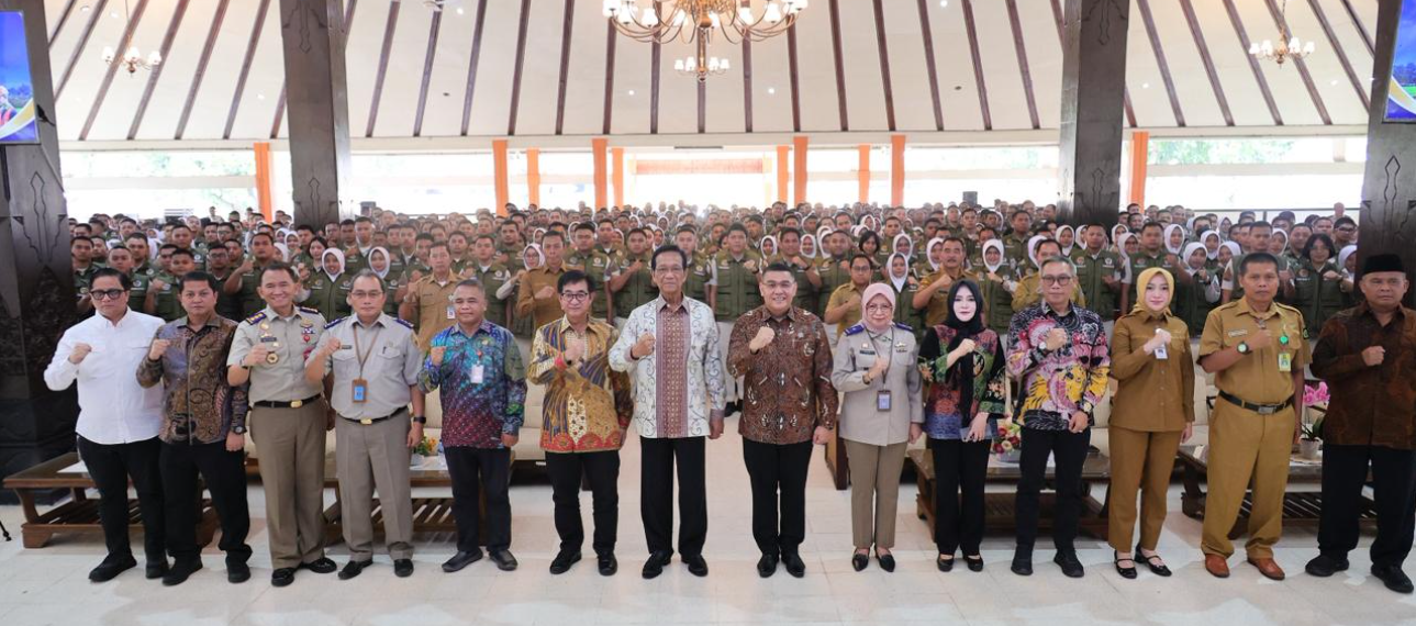 Wamen ATR/BPN Lepas 304 Taruna STPN untuk Digitalisasi Data Tanah di Jawa Tengah