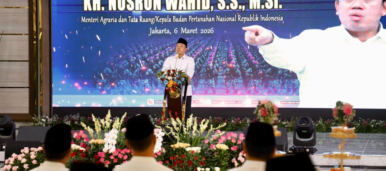 Menteri ATR/BPN Nusron Wahid Isi Ceramah Nuzulul Quran di Korps Marinir TNI AL