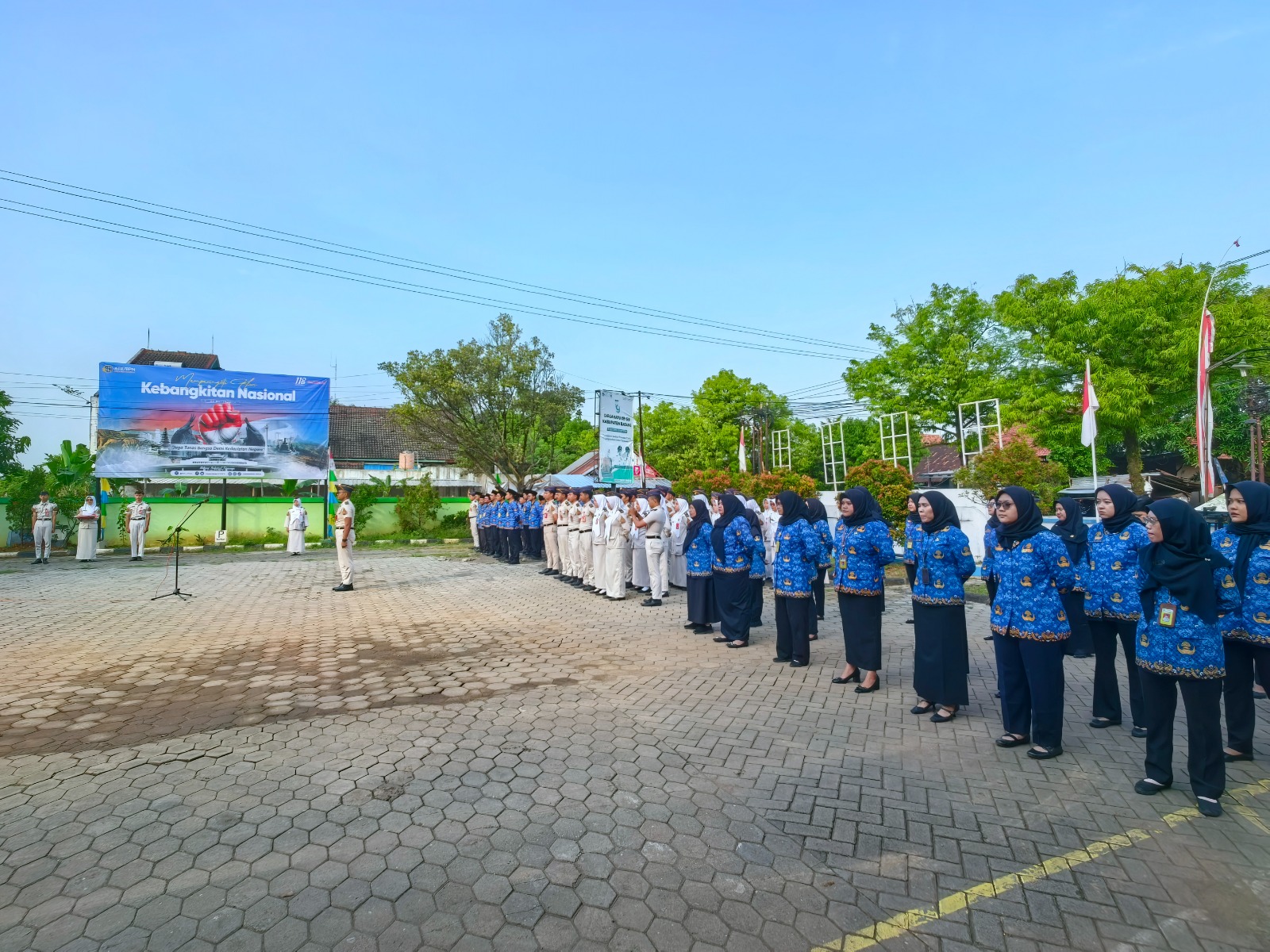 Perkuat Pemahaman Masyarakat, Kantah Batang Adakan Sosialisasi PTSL di Desa Kandeman