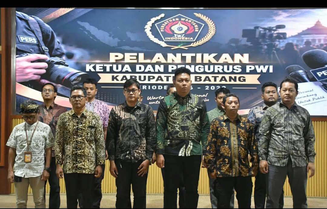 Pengurus PWI Batang 2026-2029 Resmi Dilantik, Bupati Faiz Tekankan Integritas Wartawan di Era Gempuran AI